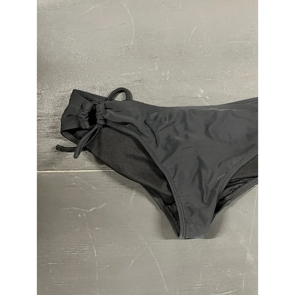 NWoT Catalina Women's Side‎ Tie Bikini Bottom Swimsuit Black Size Medium (8/10)
